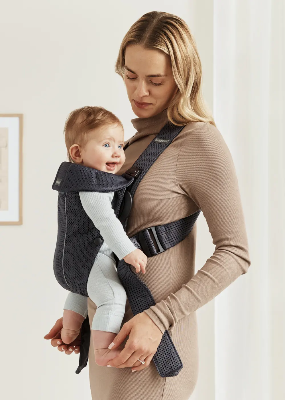 BabyBjörn Baby Carrier Mini — productfoto